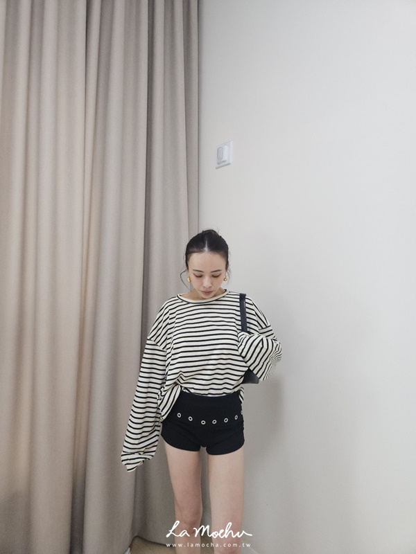 條紋挖背圓領長袖上衣